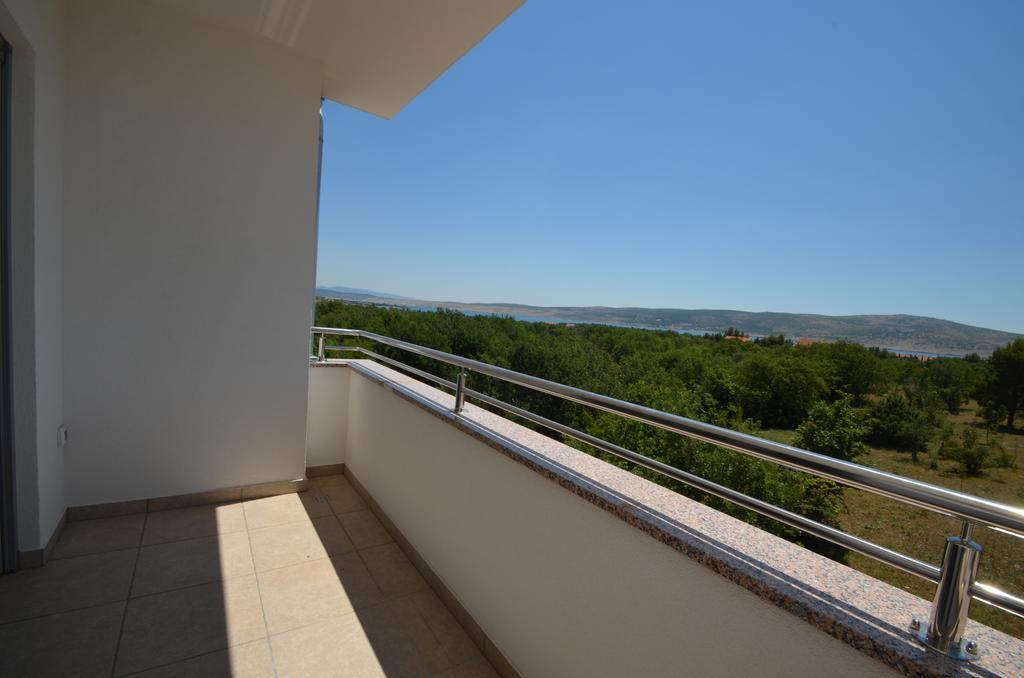 Apartment Anica Kuk สตารีกราด-ปาเคลนีซา ห้อง รูปภาพ