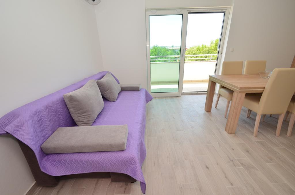 Apartment Anica Kuk สตารีกราด-ปาเคลนีซา ห้อง รูปภาพ