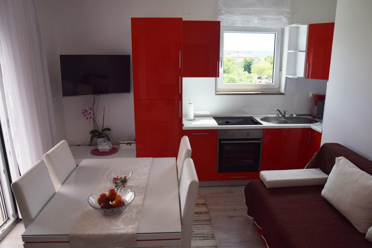 Apartment Anica Kuk สตารีกราด-ปาเคลนีซา ภายนอก รูปภาพ